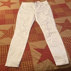 Distressed, high rise Judy Blue